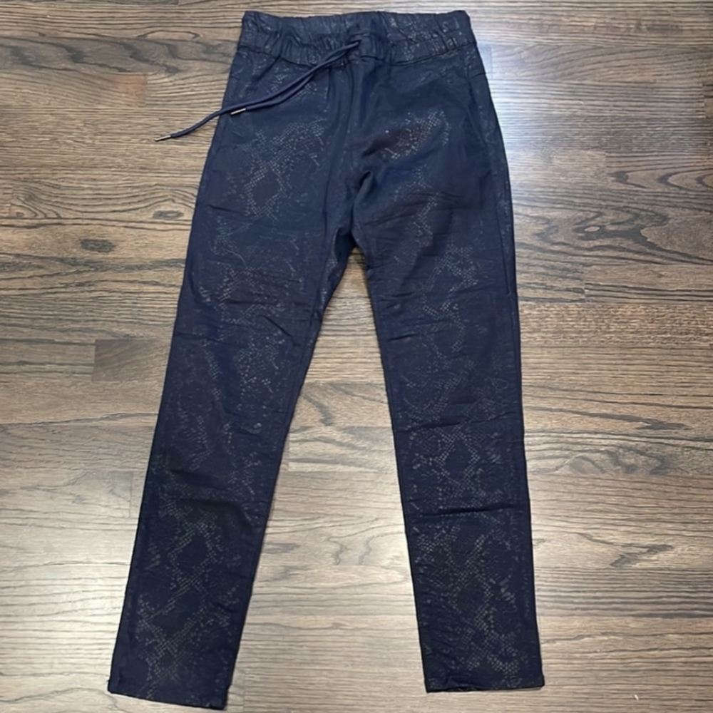 Bevy Flog Navy Shely Python Snakeskin Joggers 24 … - image 4